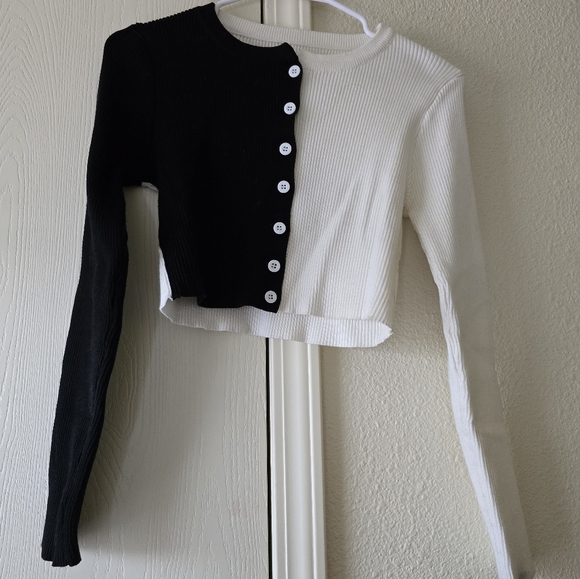 J.ING | Sweaters | - Picture 3 of 3